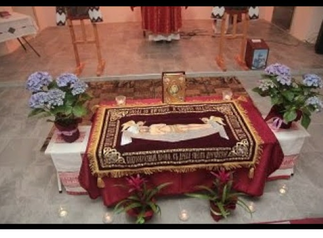 Винесення Плащаниці