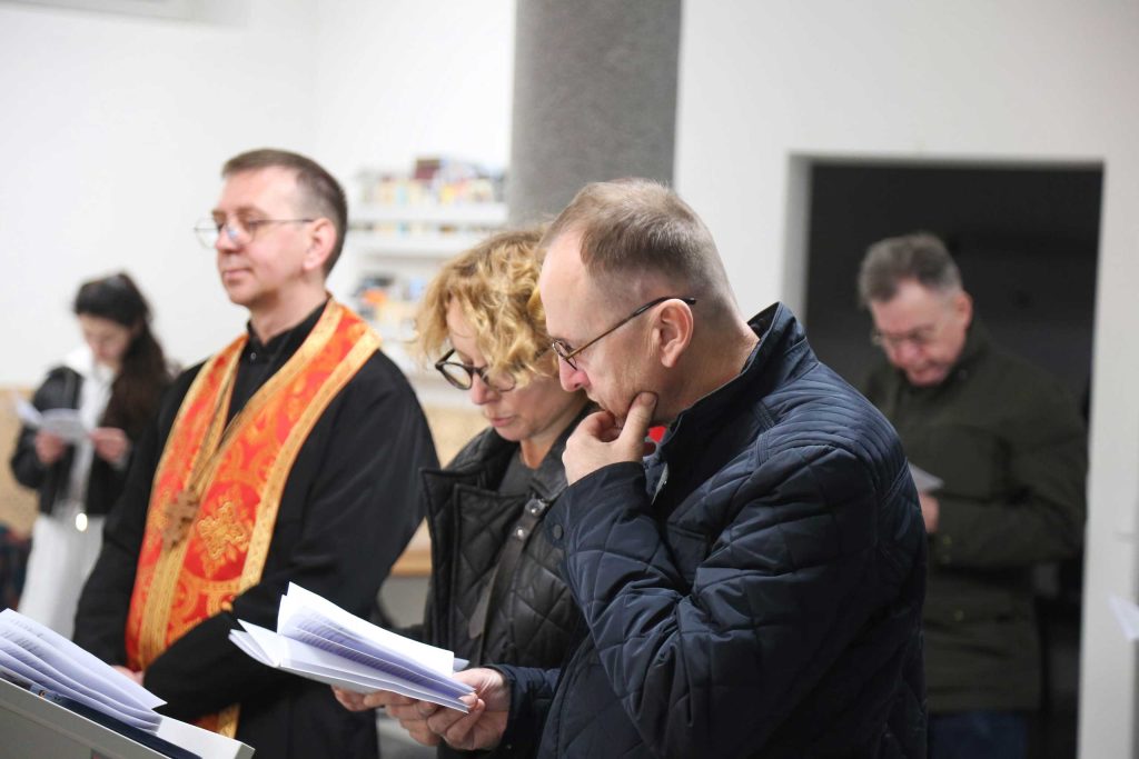 Хресна дорога. Спільнота "Подружні Зустрічі".