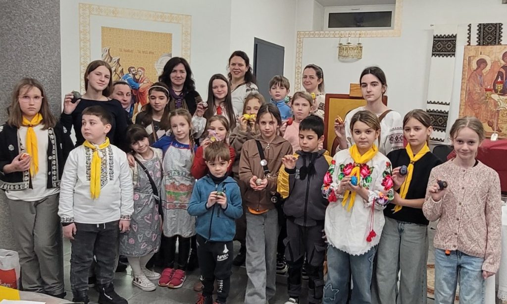 Майстер-клас із написання писанок